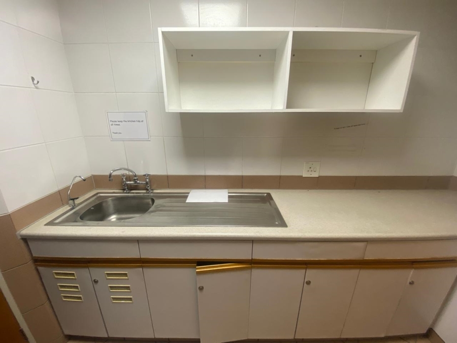 To Let commercial Property for Rent in Cape Town City Centre Western Cape